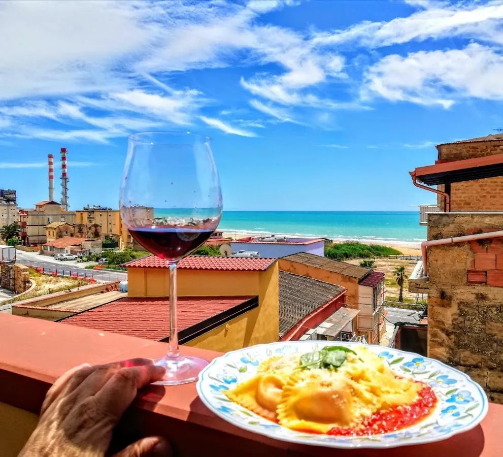 Apartment Casa Vacanza Nonna Nena Porto Empedocle Italy