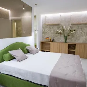Albanese Luxury Pensión